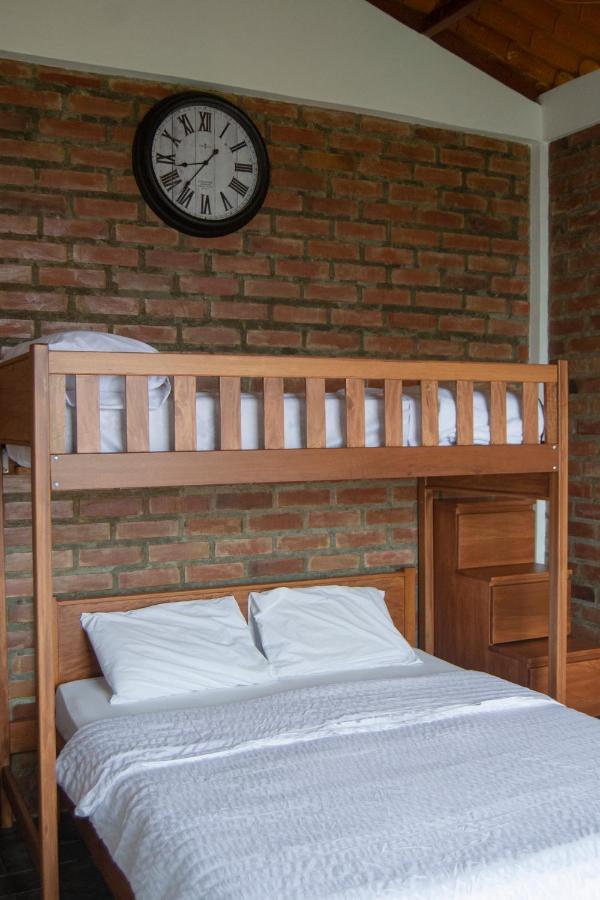 Muyuyo Lodge Ayangue Extérieur photo