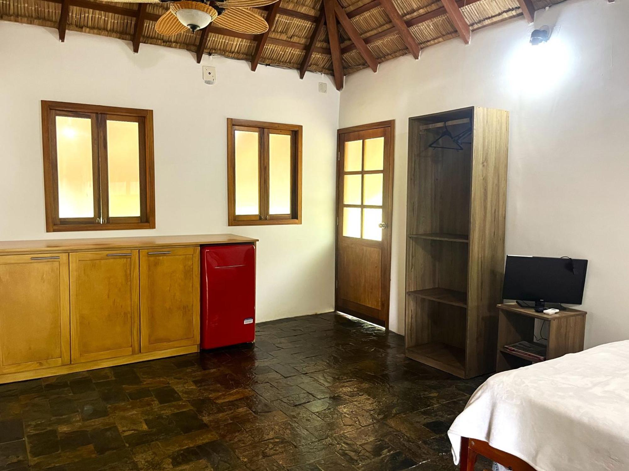 Muyuyo Lodge Ayangue Extérieur photo
